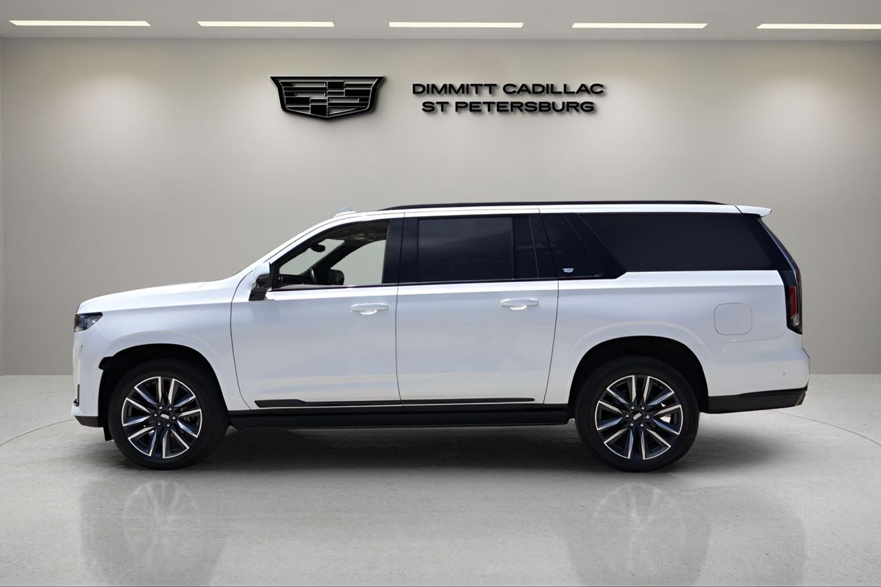 2022 Cadillac Escalade ESV Sport