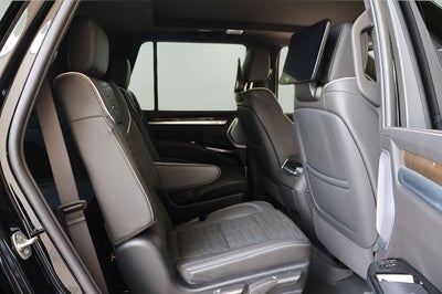 2025 Cadillac Escalade Sport Platinum