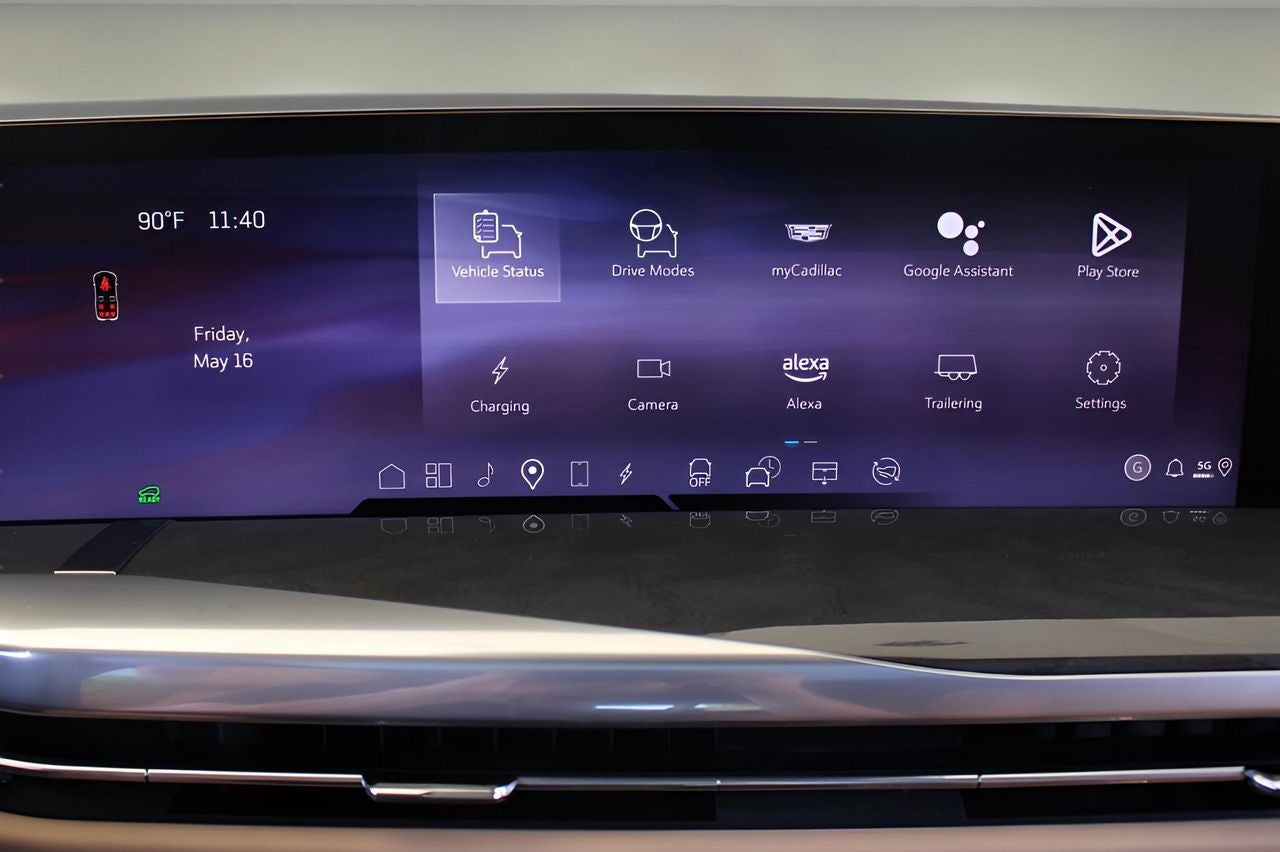 2025 Cadillac ESCALADE IQ Luxury 2