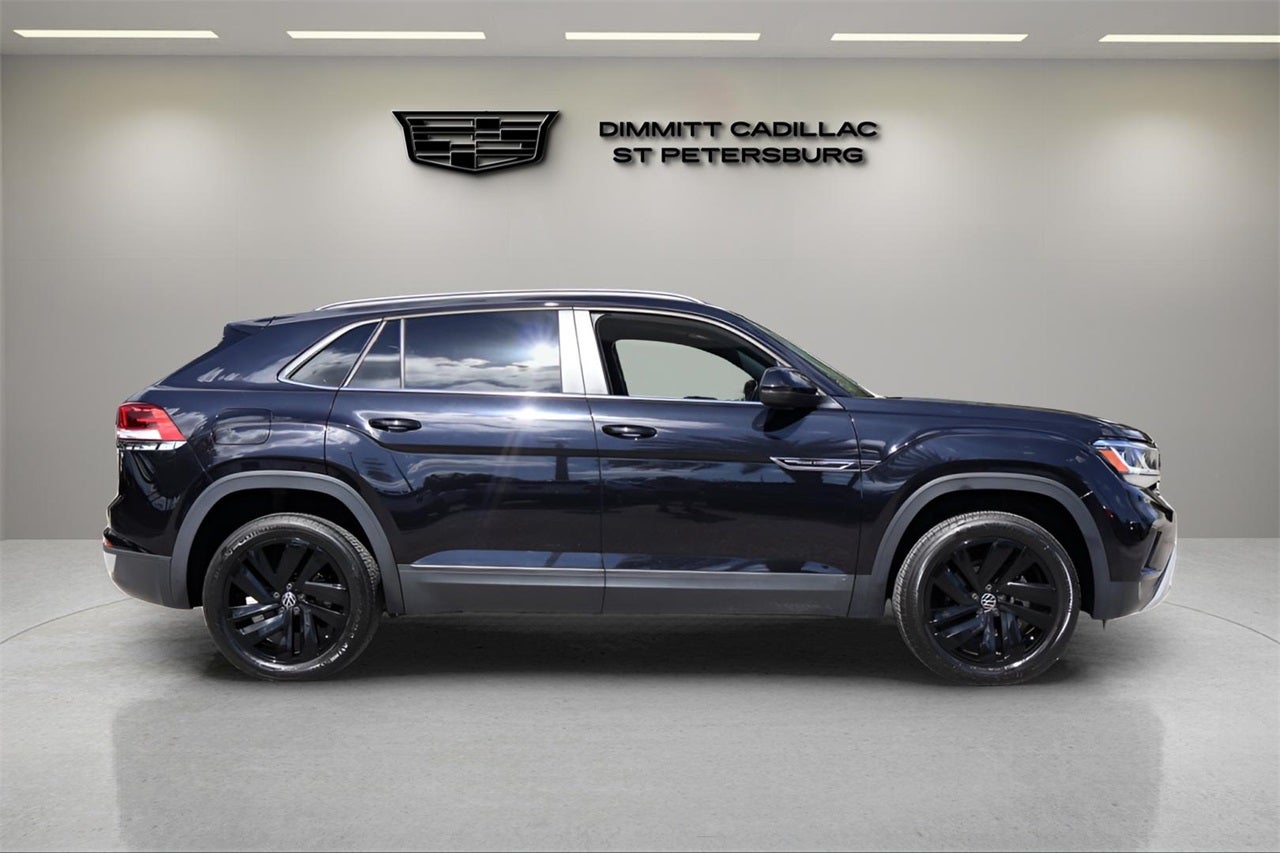 2022 Volkswagen Atlas Cross Sport 2.0T SE w/Technology