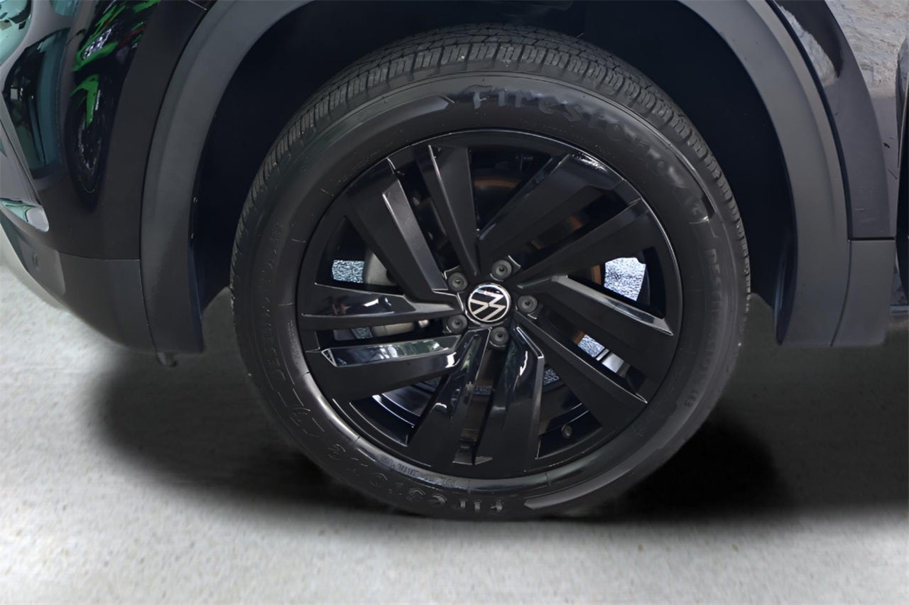 2022 Volkswagen Atlas Cross Sport 2.0T SE w/Technology