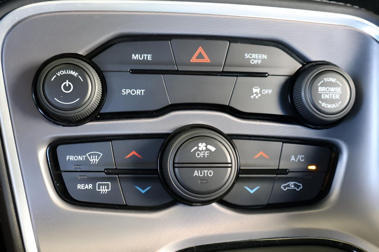 2019 Dodge Challenger SXT