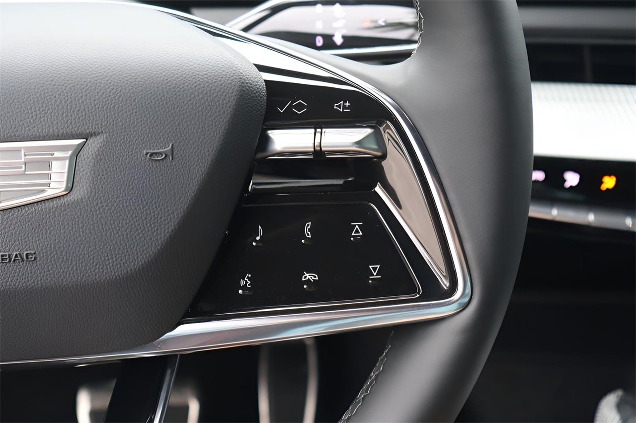 2026 Cadillac OPTIQ Luxury