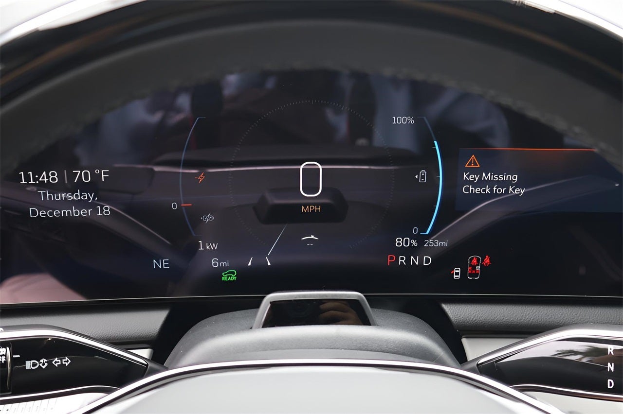 2026 Cadillac OPTIQ Luxury