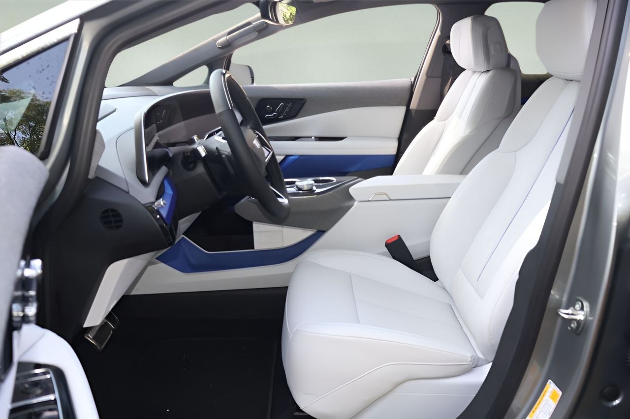 2026 Cadillac OPTIQ Premium Luxury