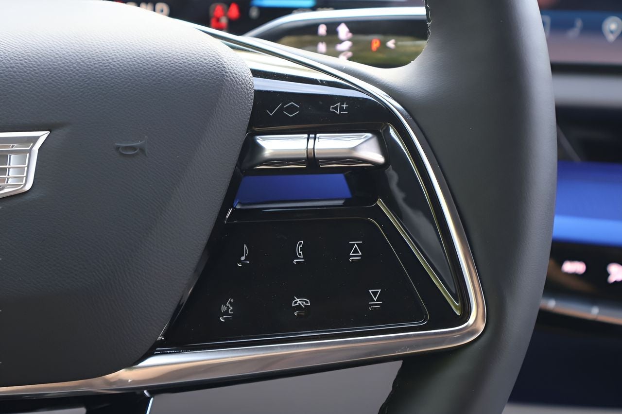 2026 Cadillac OPTIQ Premium Luxury