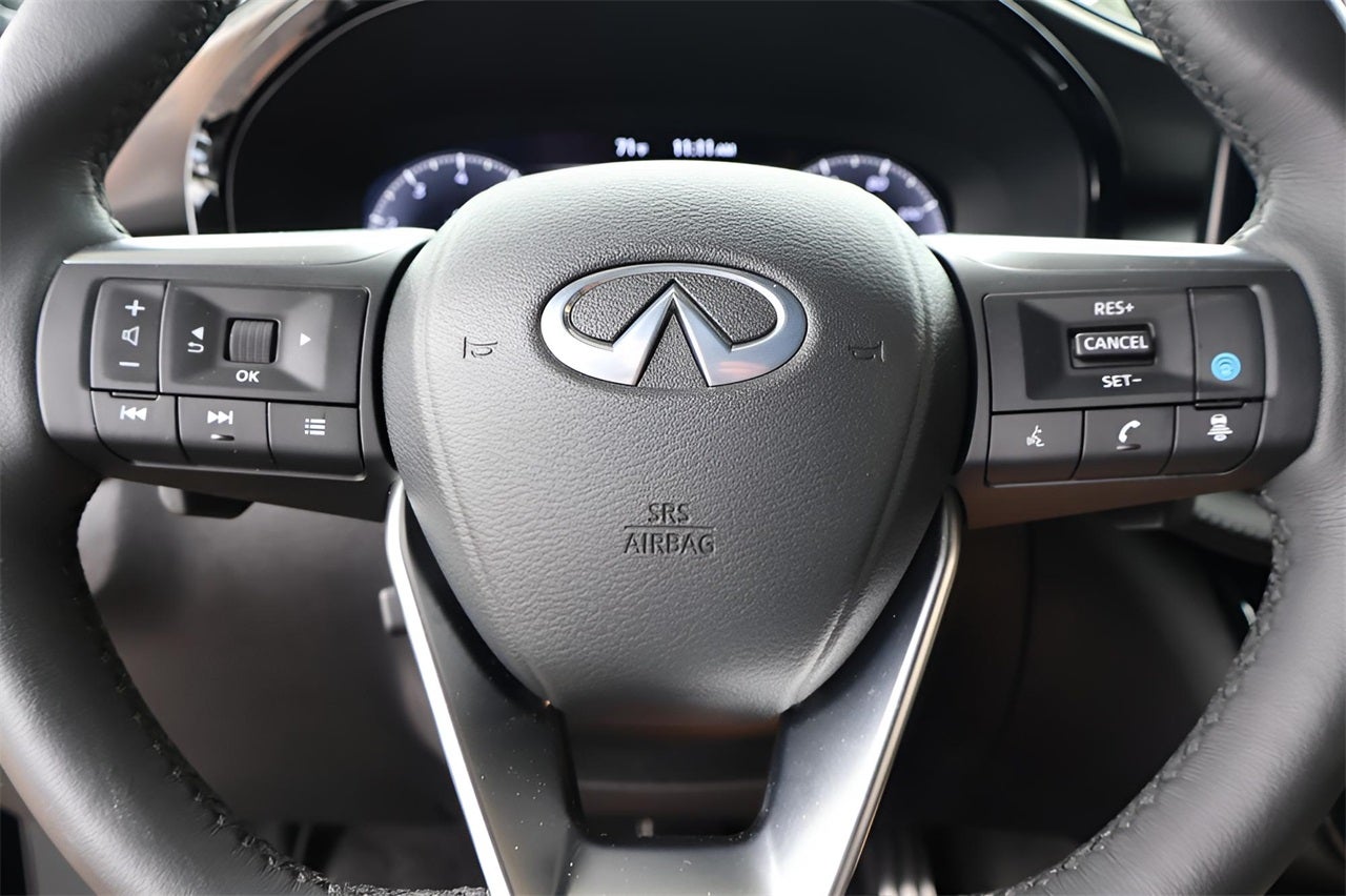 2025 INFINITI QX60 LUXE