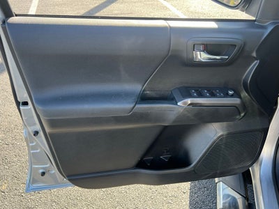 2017 Toyota Tacoma SR5 V6