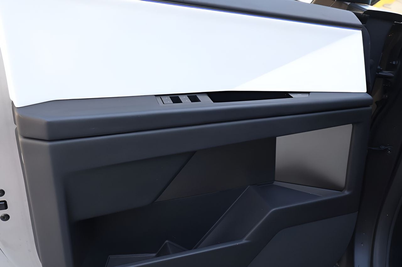 2024 Tesla Cybertruck Cyberbeast