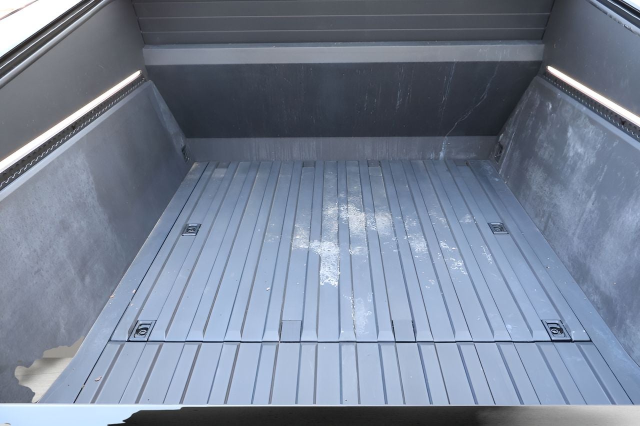 2024 Tesla Cybertruck Cyberbeast