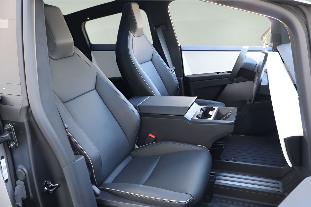 2024 Tesla Cybertruck Cyberbeast