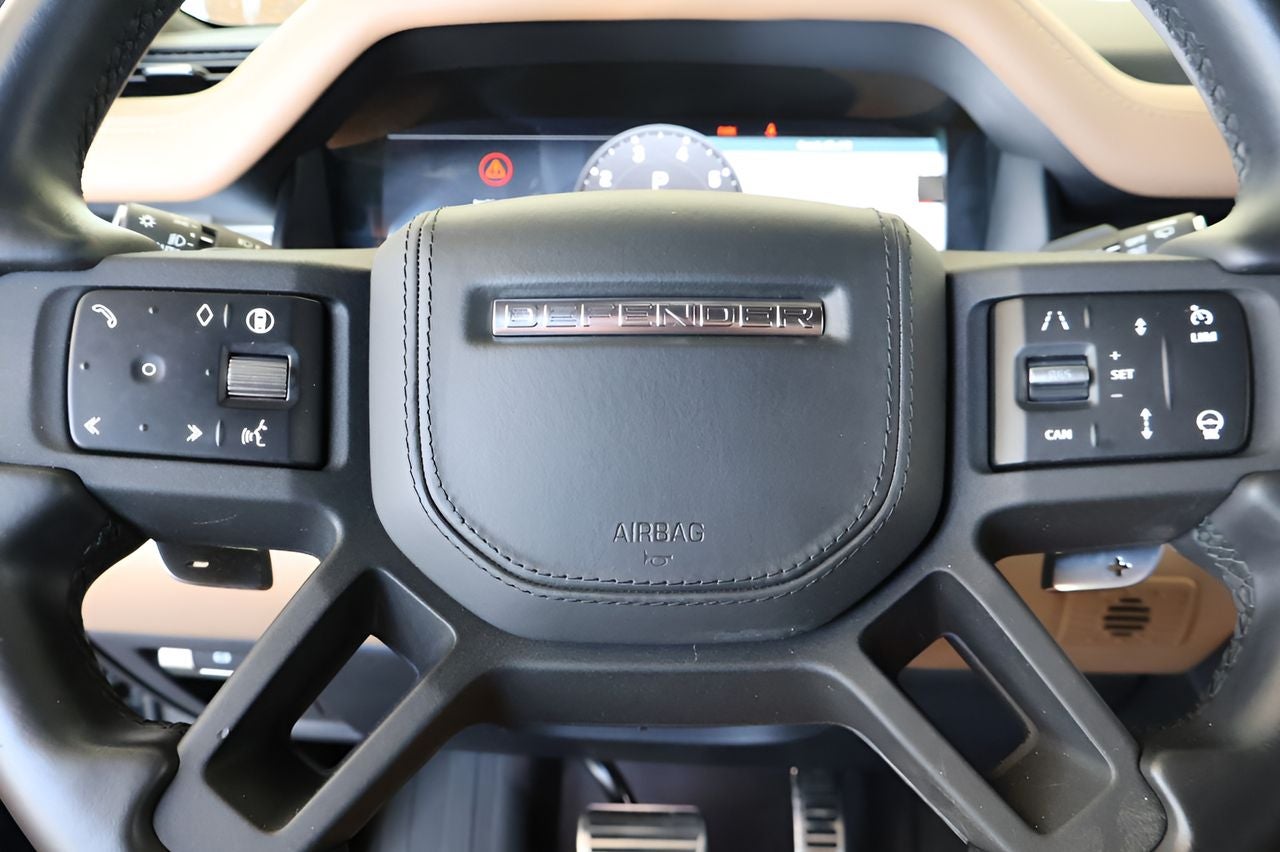 2025 Land Rover Defender 130 V8