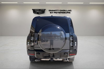 2025 Land Rover Defender 130 V8