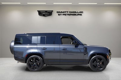 2025 Land Rover Defender 130 V8