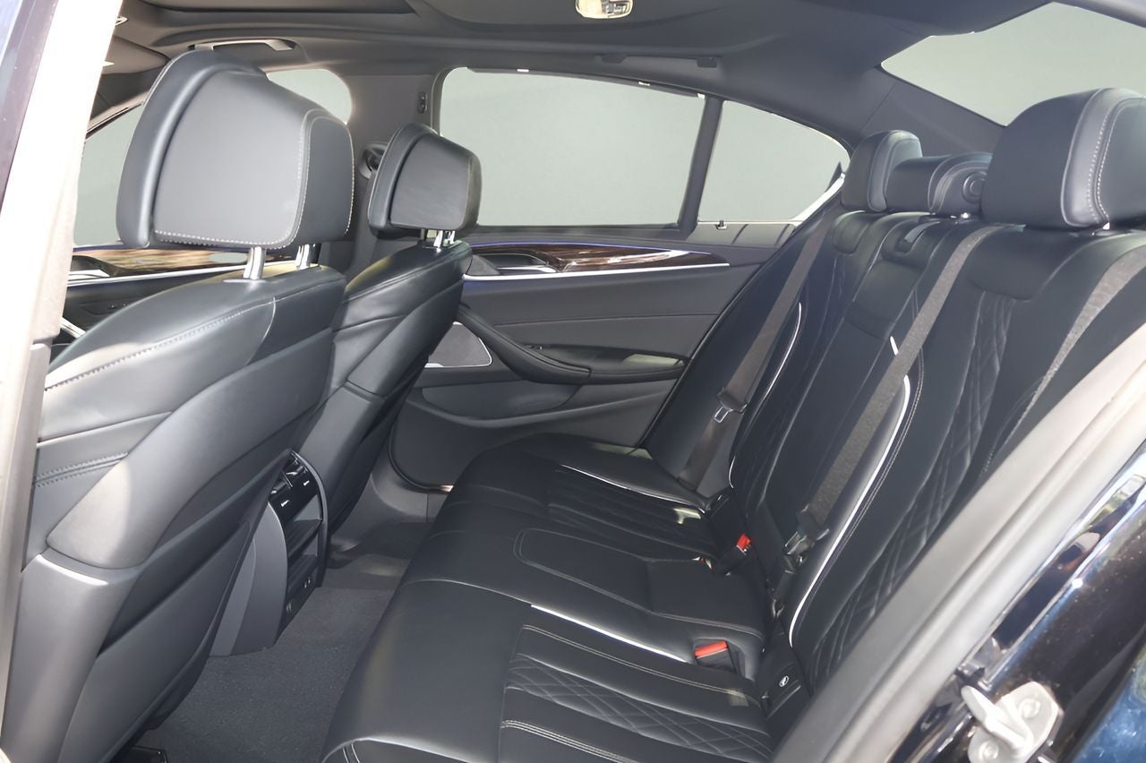 2022 BMW 5 Series M550i xDrive