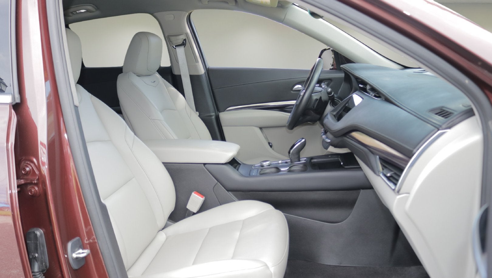 2023 Cadillac XT4 FWD Luxury