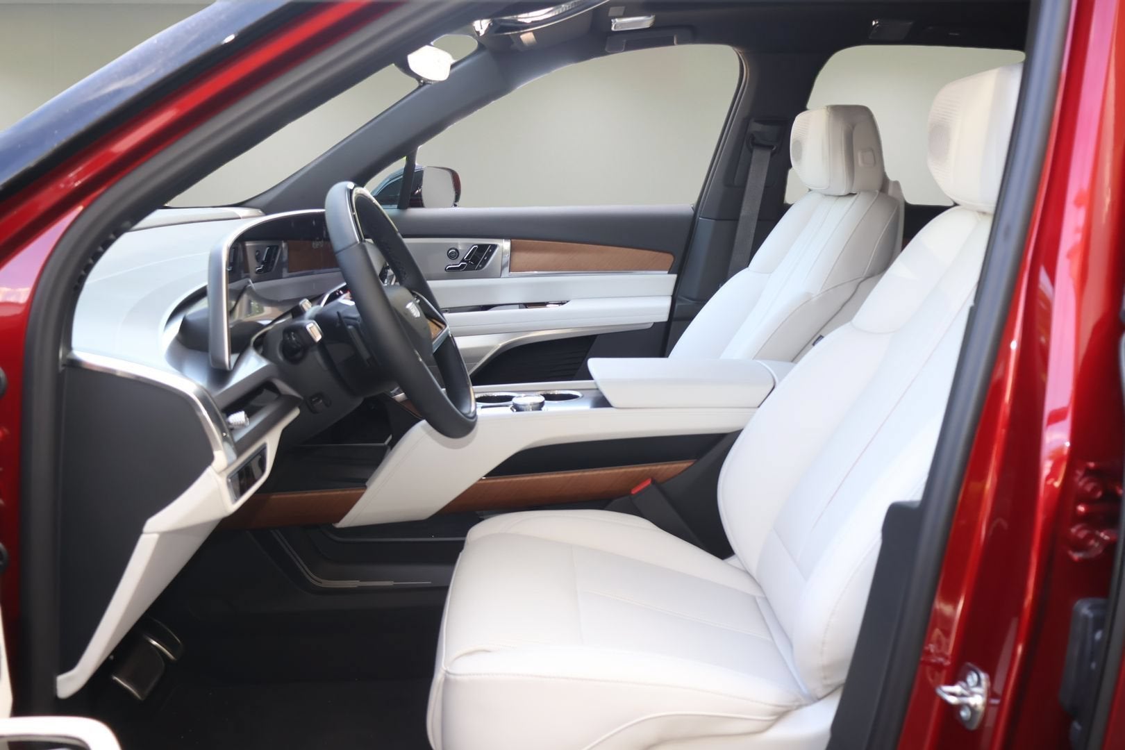 2026 Cadillac VISTIQ Luxury