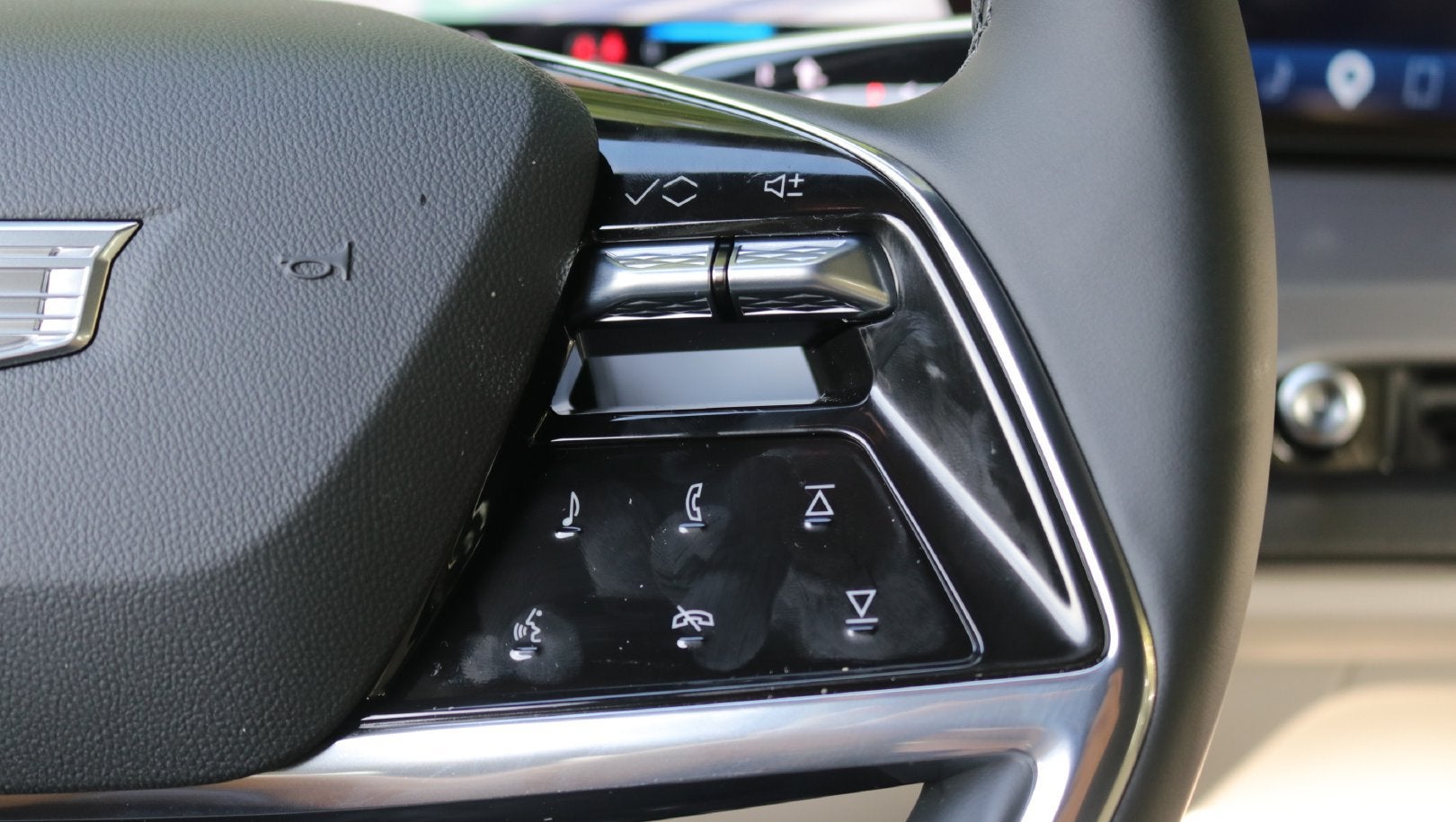 2027 Cadillac VISTIQ Sport