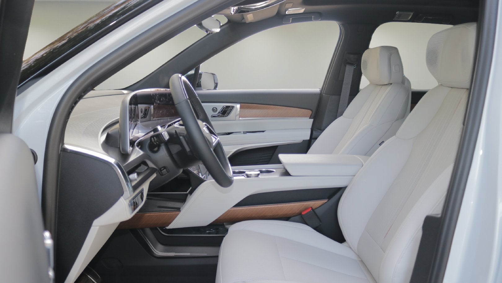 2027 Cadillac VISTIQ Sport