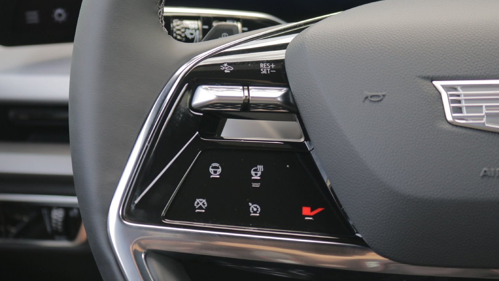 2027 Cadillac VISTIQ Sport