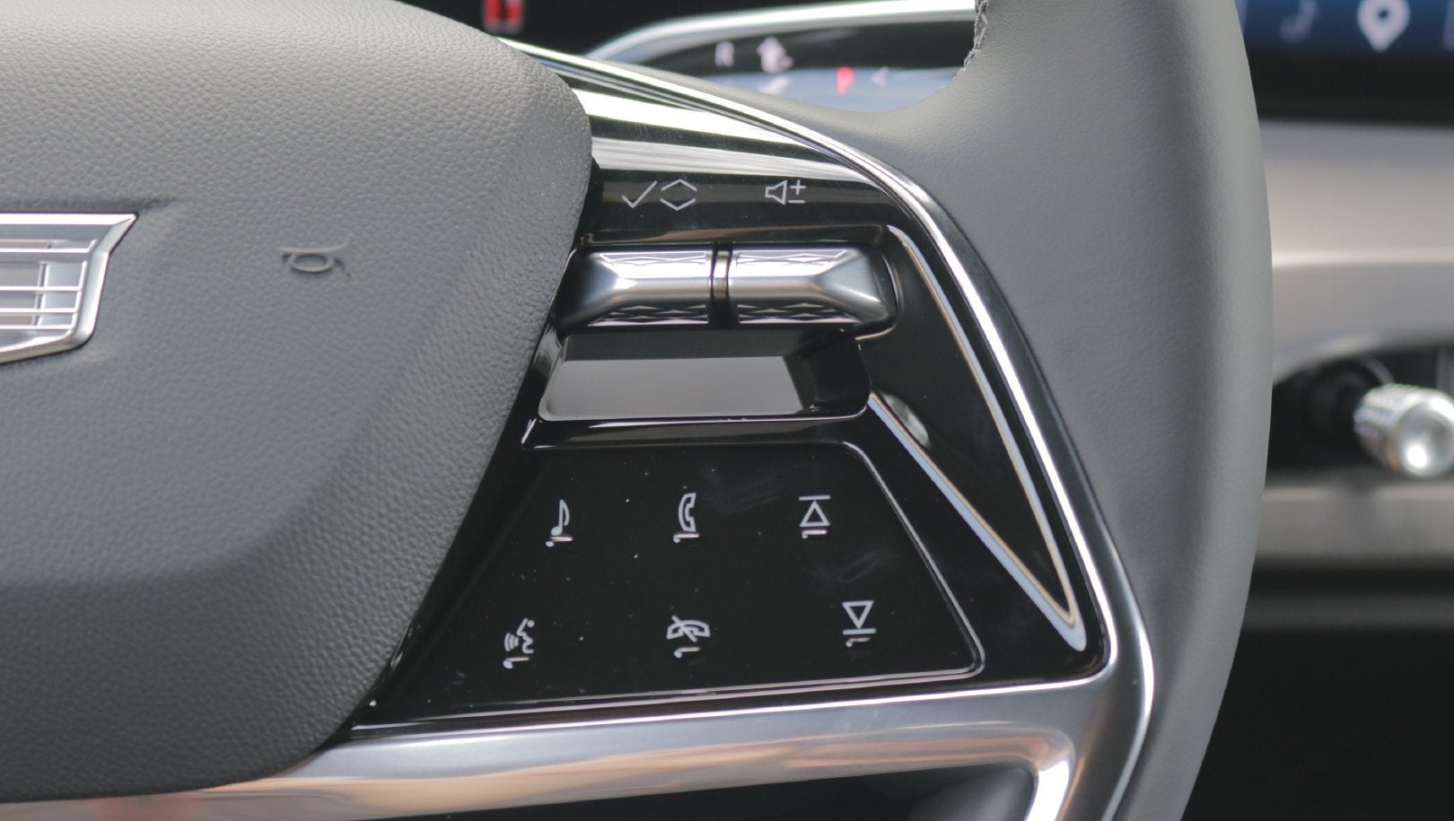 2027 Cadillac VISTIQ Sport