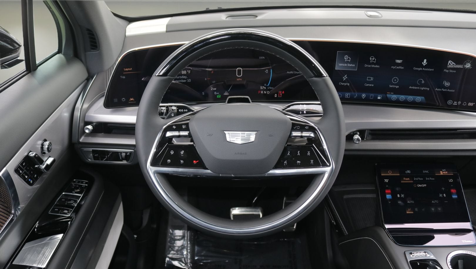 2027 Cadillac VISTIQ Sport