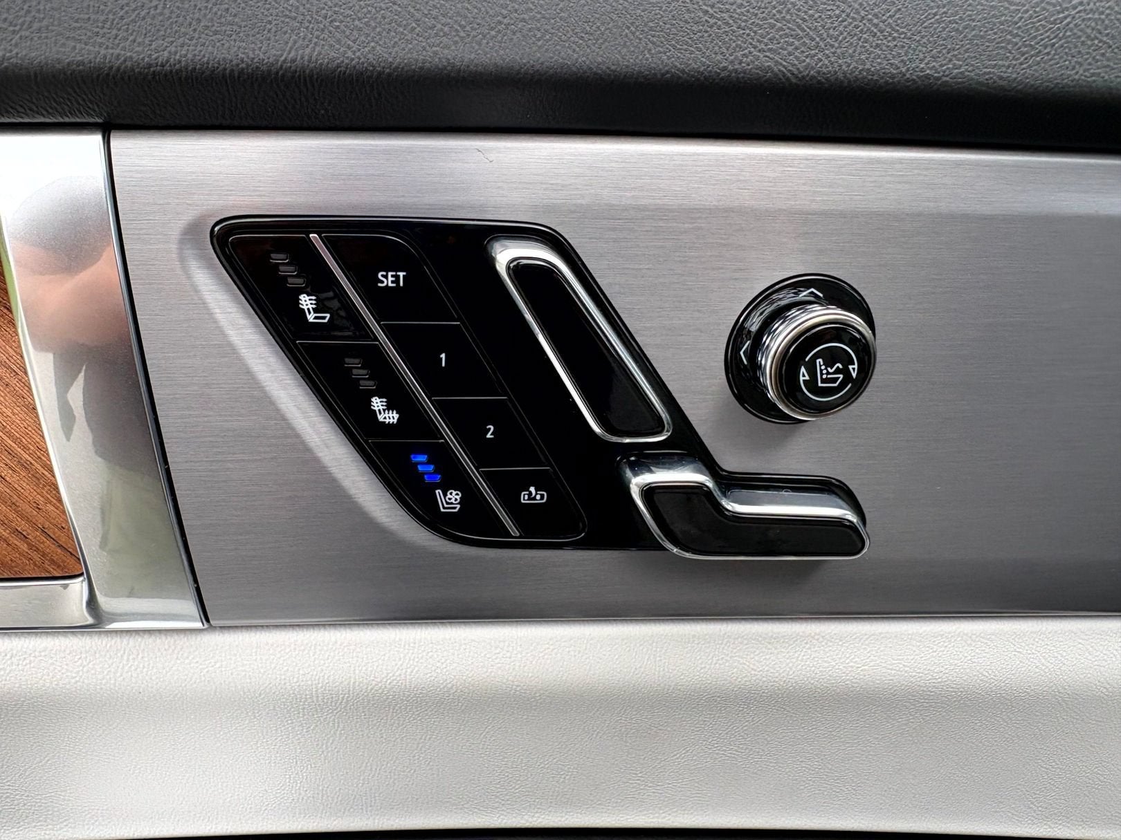 2027 Cadillac VISTIQ Sport