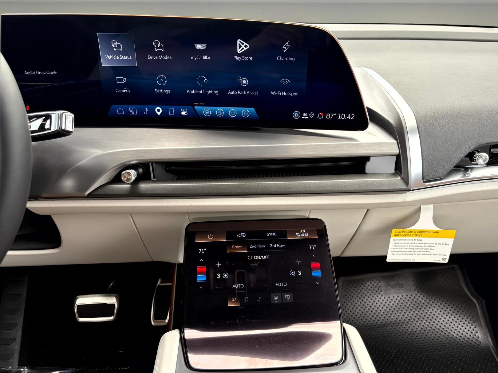 2027 Cadillac VISTIQ Sport