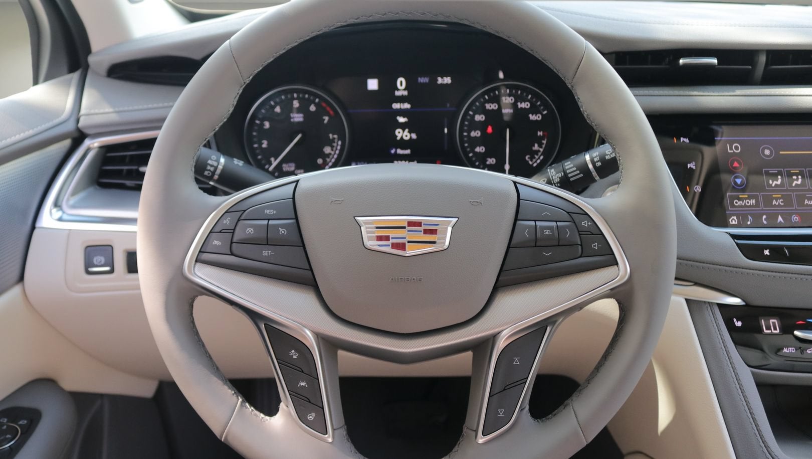 2026 Cadillac XT5 Premium Luxury