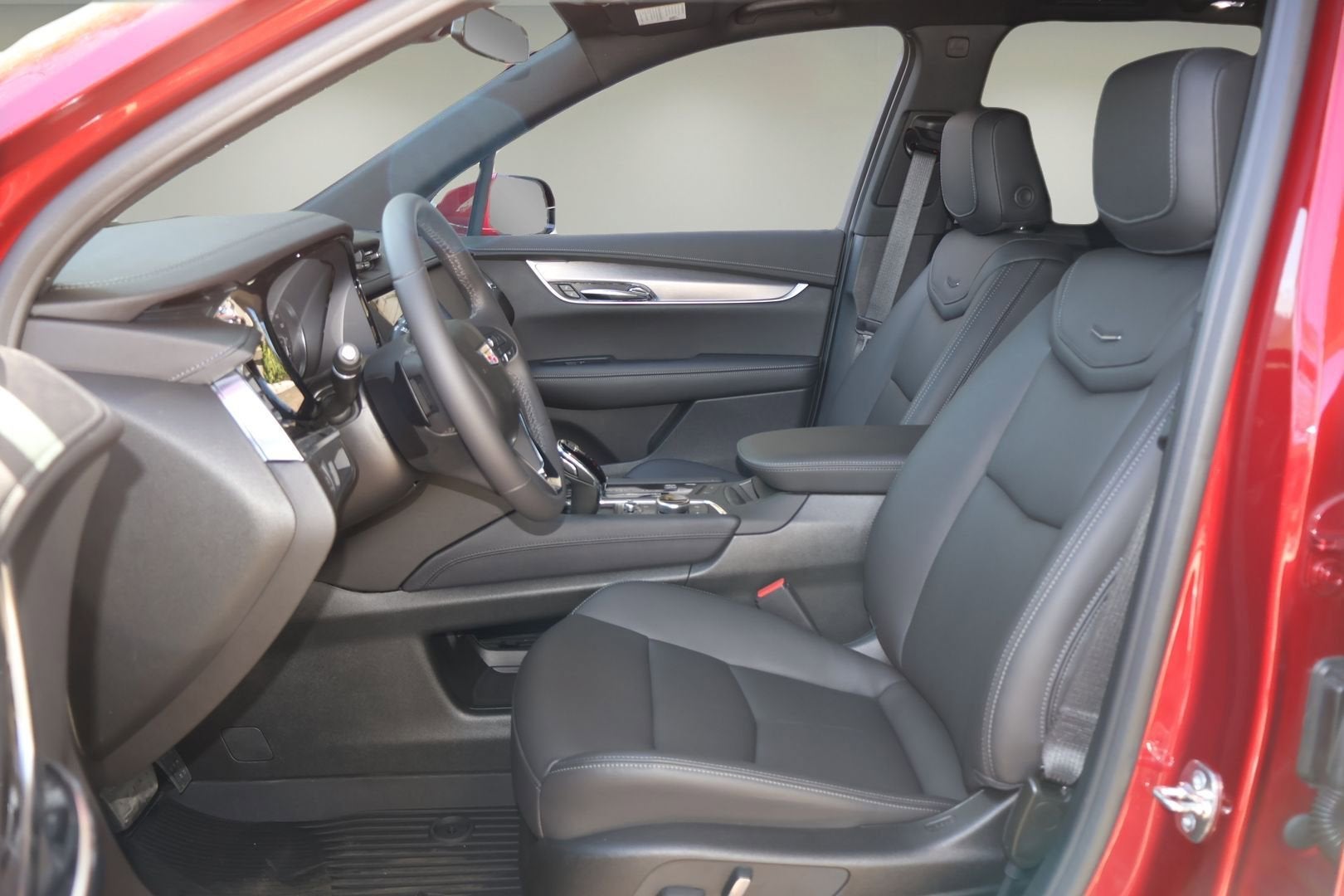 2025 Cadillac XT6 Luxury