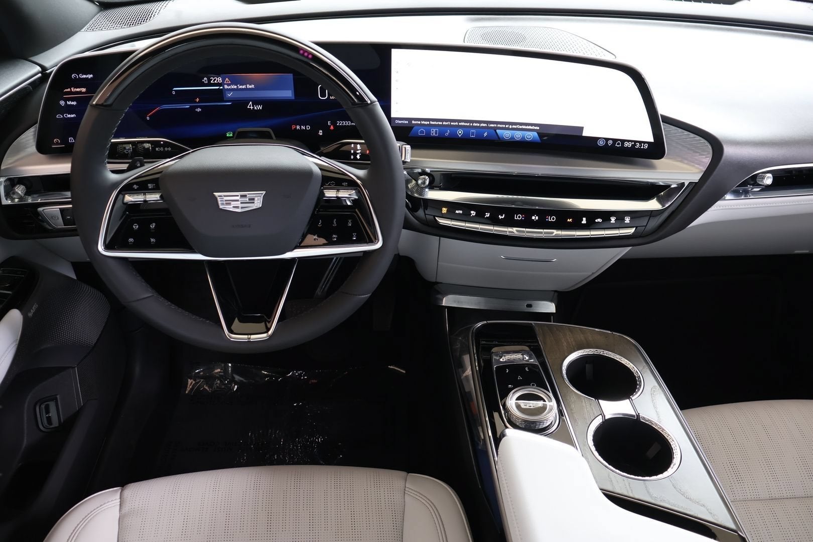 2023 Cadillac LYRIQ Luxury