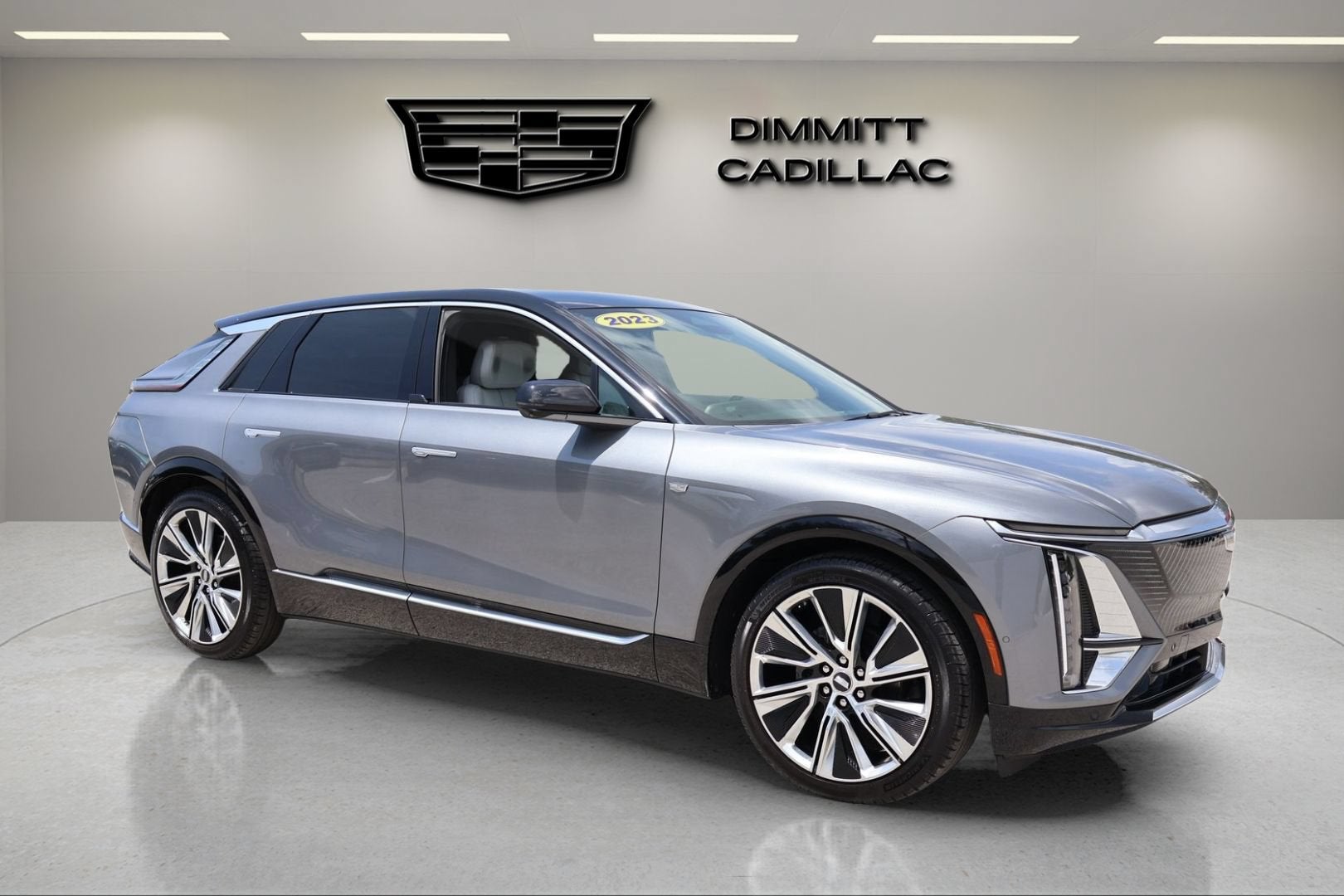 2023 Cadillac LYRIQ Luxury