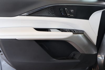 2023 Cadillac LYRIQ Luxury