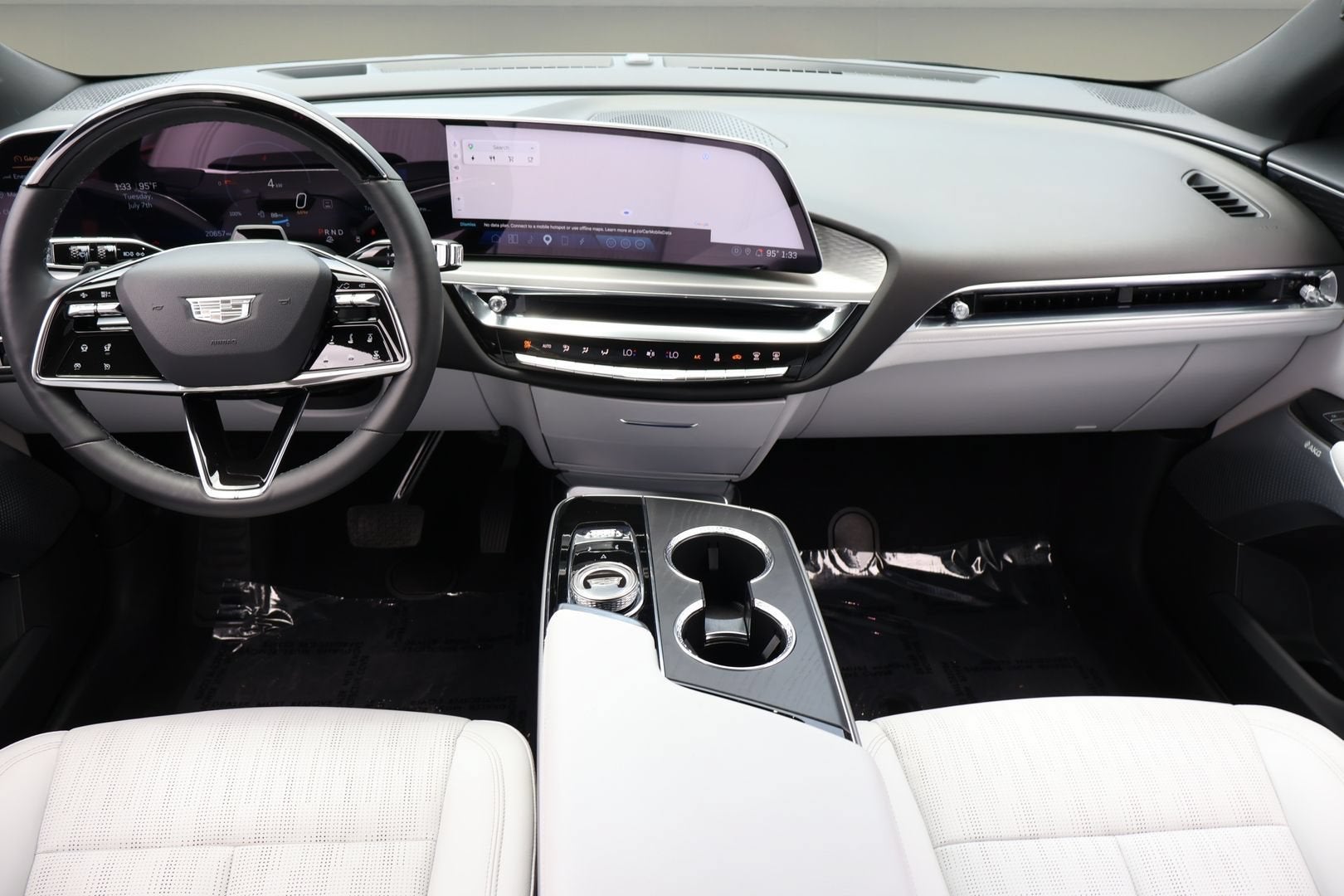 2023 Cadillac LYRIQ Luxury