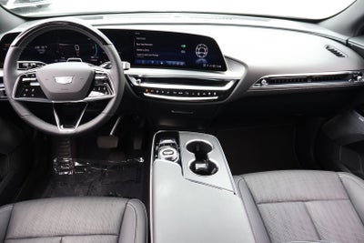 2024 Cadillac LYRIQ Luxury 3