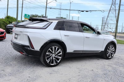2024 Cadillac LYRIQ Luxury 3