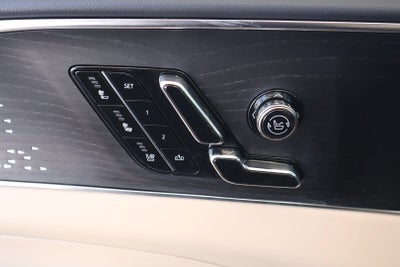 2024 Cadillac LYRIQ Luxury 3