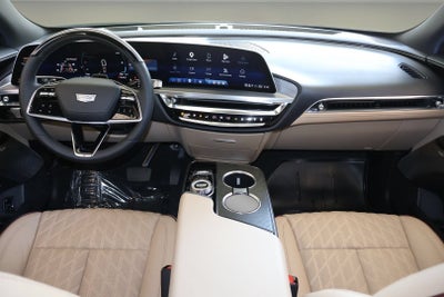 2024 Cadillac LYRIQ Luxury 3
