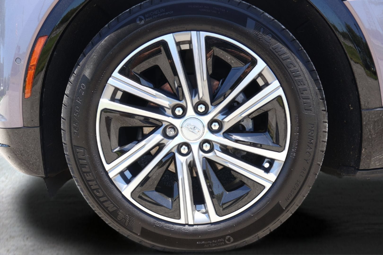 2024 Cadillac LYRIQ Luxury 3