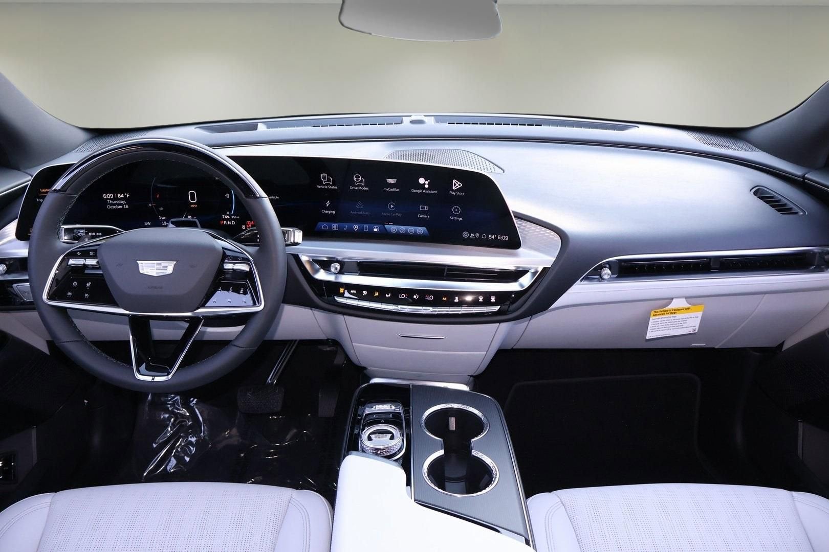 2026 Cadillac LYRIQ Sport