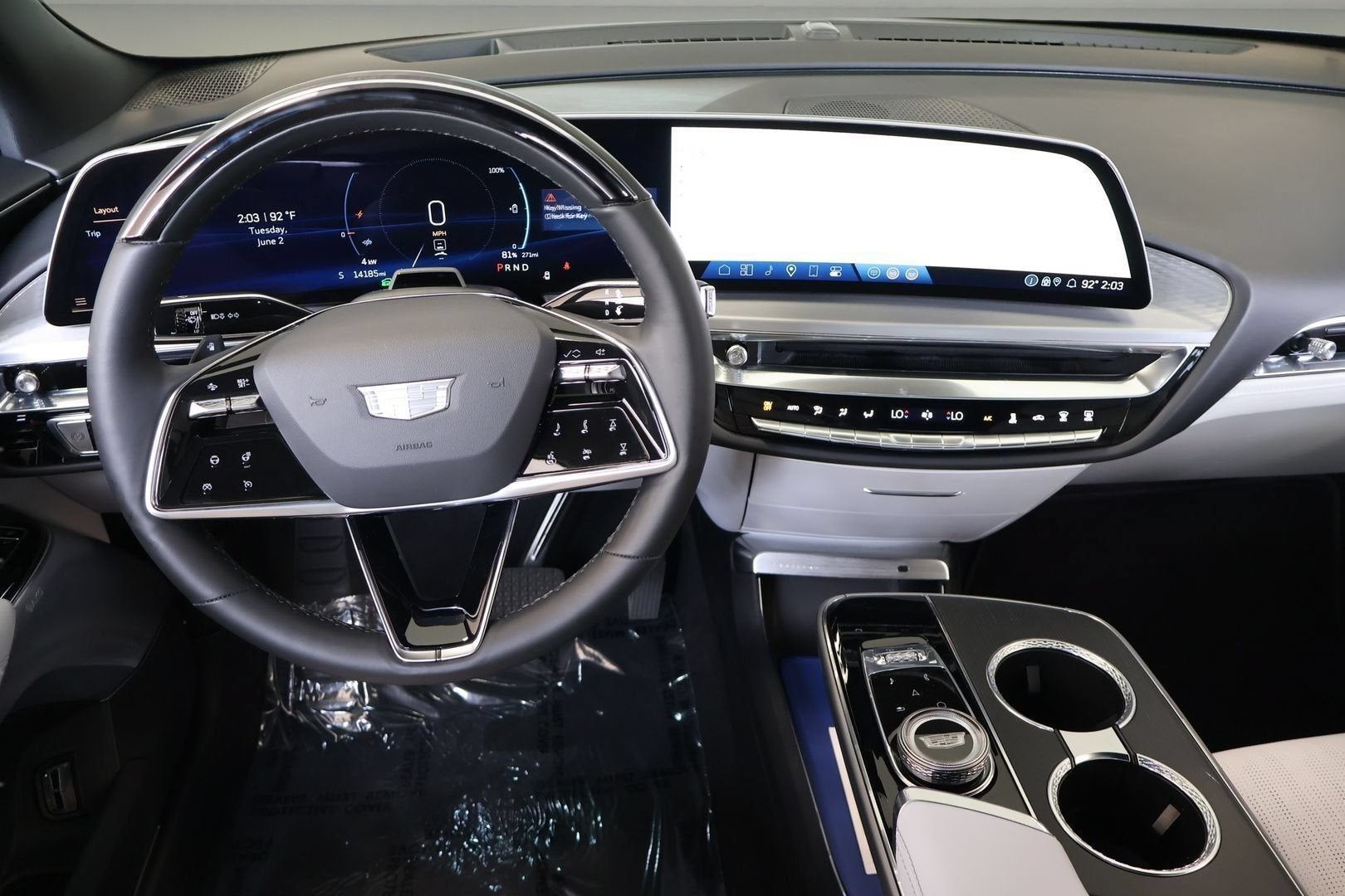 2024 Cadillac LYRIQ Sport 2