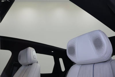 2024 Cadillac LYRIQ Sport 2