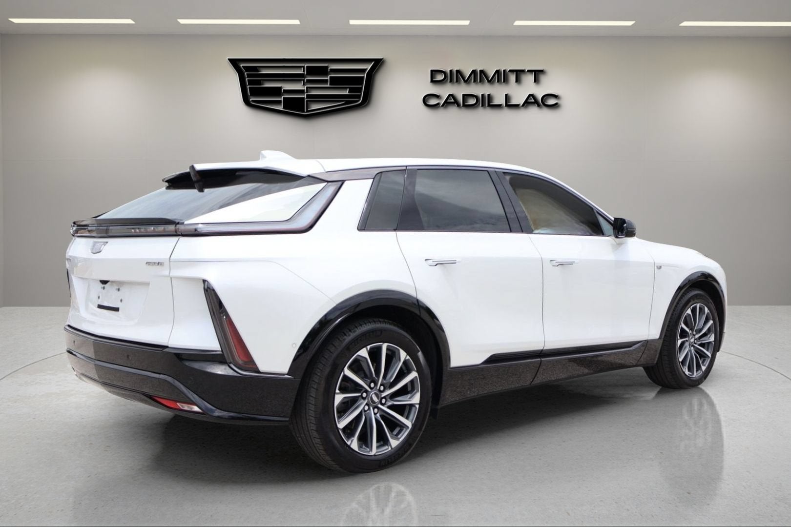 2024 Cadillac LYRIQ Sport 2