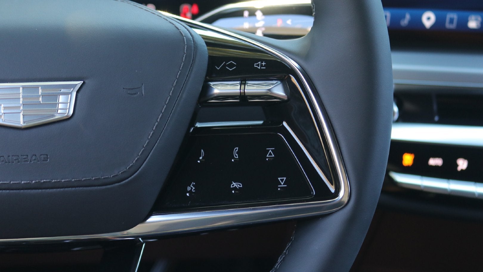 2027 Cadillac LYRIQ Signature Sport