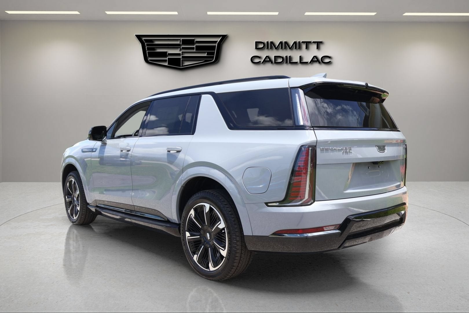 2026 Cadillac ESCALADE IQL Sport