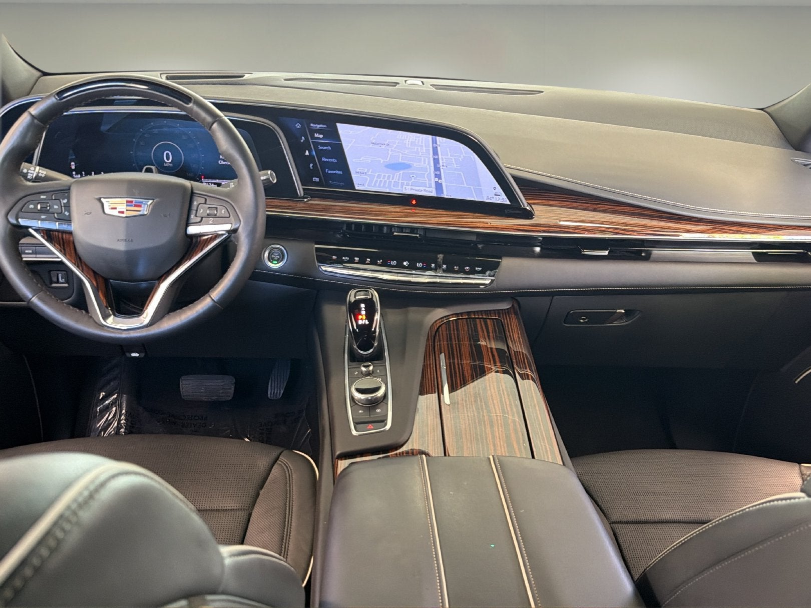 2023 Cadillac Escalade ESV 4WD Premium Luxury