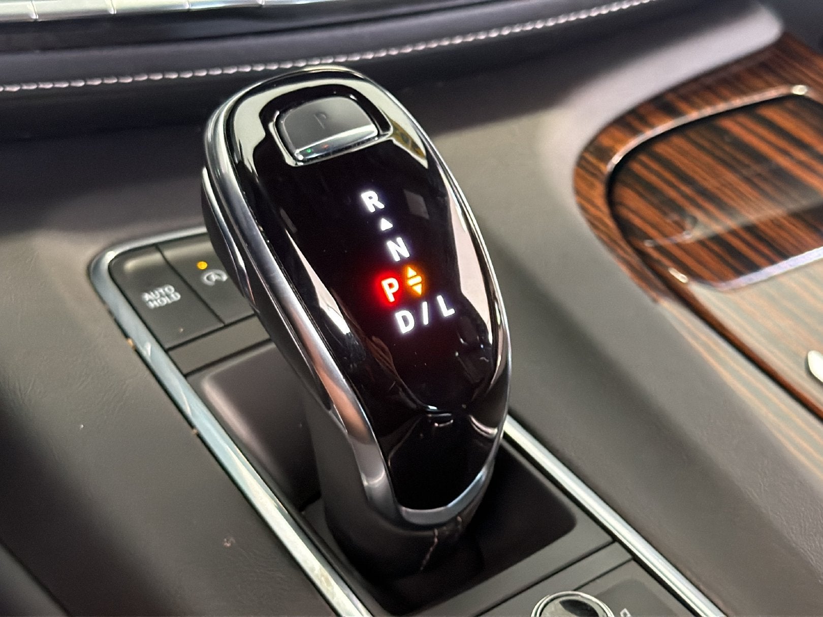 2023 Cadillac Escalade ESV 4WD Premium Luxury