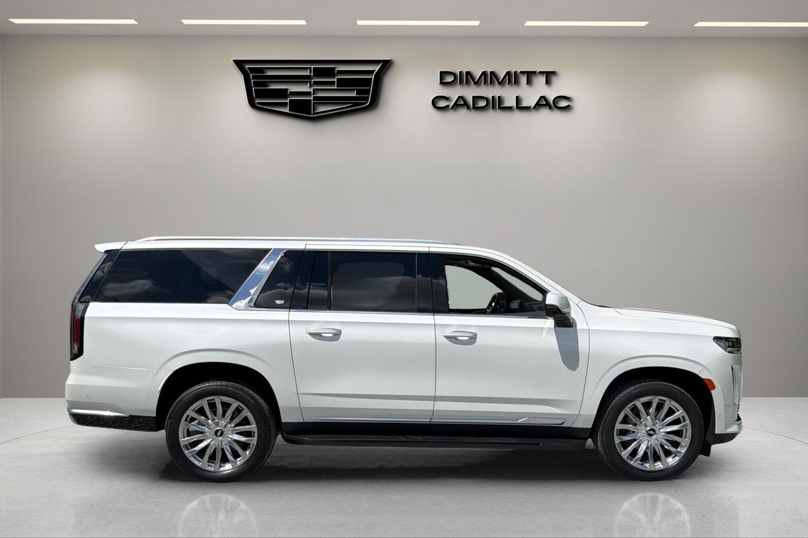2023 Cadillac Escalade ESV 4WD Premium Luxury