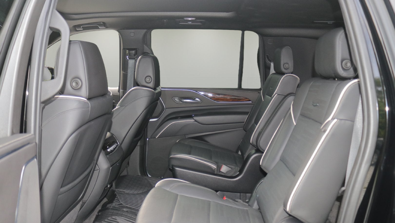 2023 Cadillac Escalade ESV 4WD Premium Luxury