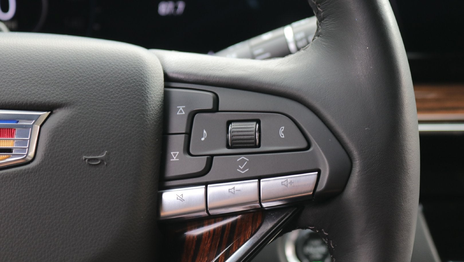 2023 Cadillac Escalade ESV 4WD Premium Luxury